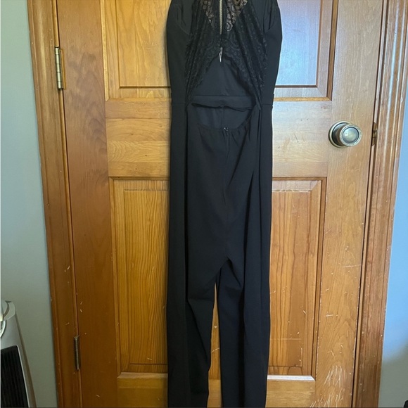 black Jumpsuit size medium lace back - Picture 11 of 12